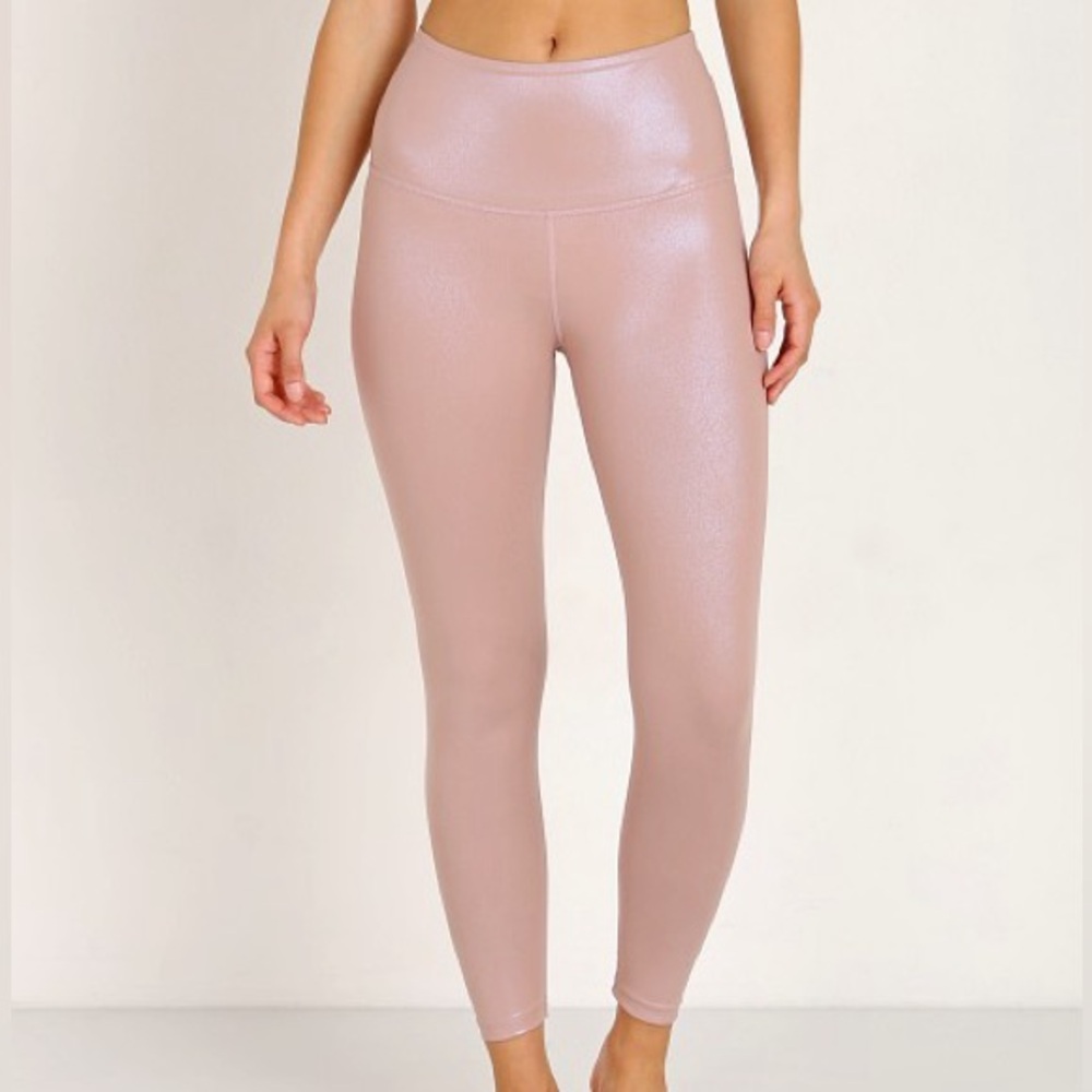 Beyond Yoga Pearlized High Waisted Midi Legging Women’s Small Brazen Blush Pink